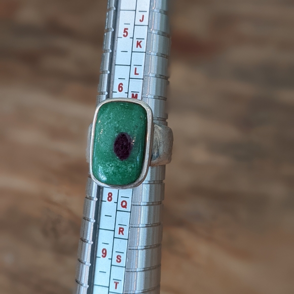 Ruby Zoisite ring - Picture 4 of 5